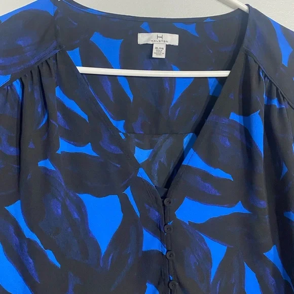 Blue and Black Patterned Blouse - Picture 6 of 13